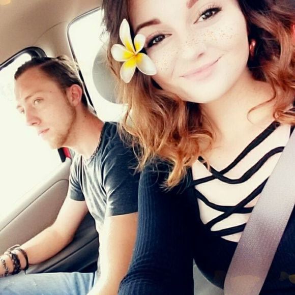 Meet your Posher, Monica - Picture 1 of 1